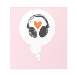 Bloc-note Une bulle de pensée avec coeur et casque