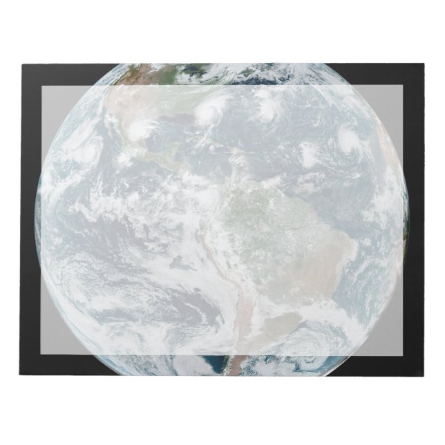 Bloc-note Une Chaîne Perdue De Cyclones Tropicaux (Devant)