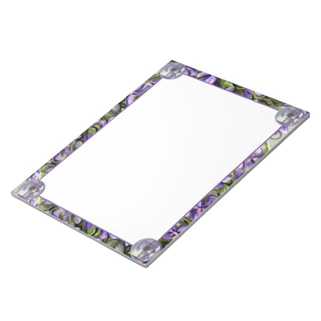 Bloc-note violettes dans un bocal de lune (Incliné)