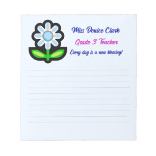 Bloc-notes bleu enseignant avec fleurs bleues