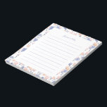Bloc-notes personnalisé floral pêche et violet<br><div class="desc">Ce design de bloc-notes personnalisé présente un beau motif floral à l'aquarelle peinte à la main avec des couleurs rose corail et violet. Personnalisez le texte avec votre nom et utilisez-le pour n'importe quelle occasion ou entreprise. Plus de produits assortis sont disponibles dans ma boutique ByEunMee.</div>