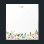 Bloc-notes pour les fleurs d'aquarelle romantique<br><div class="desc">Bloc-notes romantique Aquarelle Pêche Florales. Un élégant bloc-notes féminin avec des illustrations aquarelles de fleurs de pêche et d'ivoire avec des accents de verdure. Ce bloc-notes fleuri fait partie d'une collection.</div>