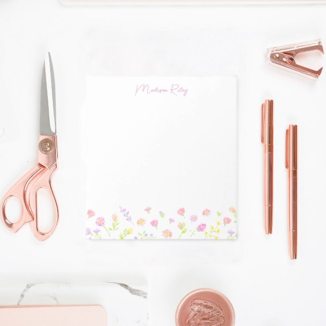 Bloc-notes rose personnalisé Fleur sauvage pastel (Créateur téléchargé)