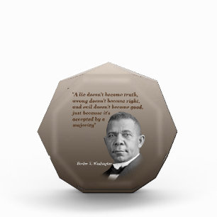 Bloc Photo Booker T. Washington Quota On Truth, Right, Good