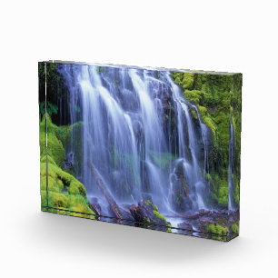 Bloc Photo Chutes proxy dans les montagnes Cascade centrales 