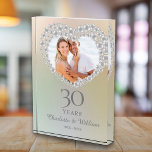 Bloc Photo Elégant 30e anniversaire de Mariage Pearl<br><div class="desc">Cette tenue d'anniversaire chic du 30ème mariage peut être personnalisée avec la photo,  les noms et les dates d'anniversaire du couple spécial. Conçu par Thisisnotme©</div>