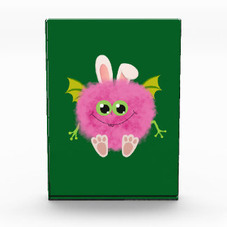 Bloc Photo Fluffy little pink rabbit monster