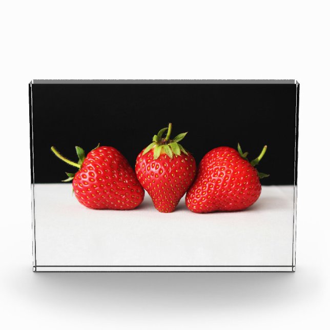 Bloc Photo Fraises Sur Noir Sur Blanc Pbcna (Devant)