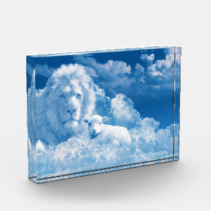 Bloc Photo Lion et agneau dans les nuages