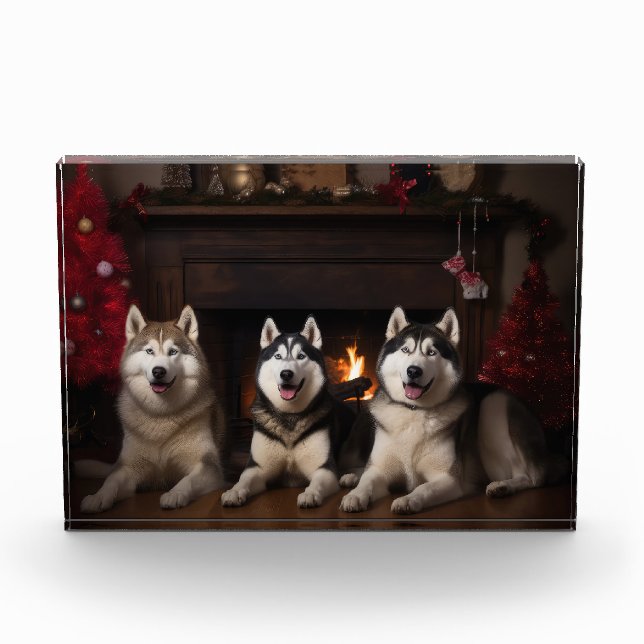 Bloc Photo Malamute en Alaska près de la cheminée Noël (Devant)