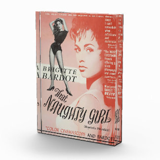 Bloc photo , The naughty girl