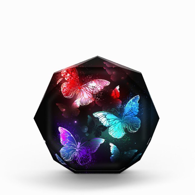 Bloc Photo Trois papillons brillants sur l'arrière - plan de  (Devant)