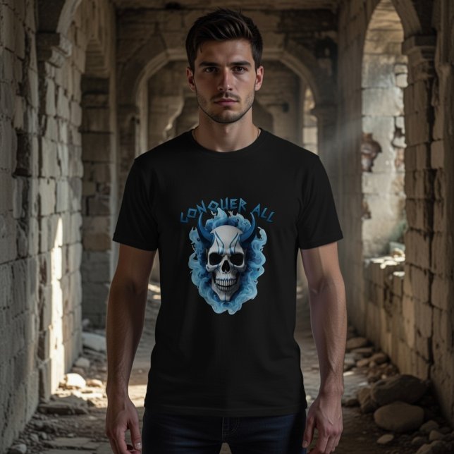 Blue Horned Skull "Conquer All" Graphic T-Shirt (Créateur téléchargé)