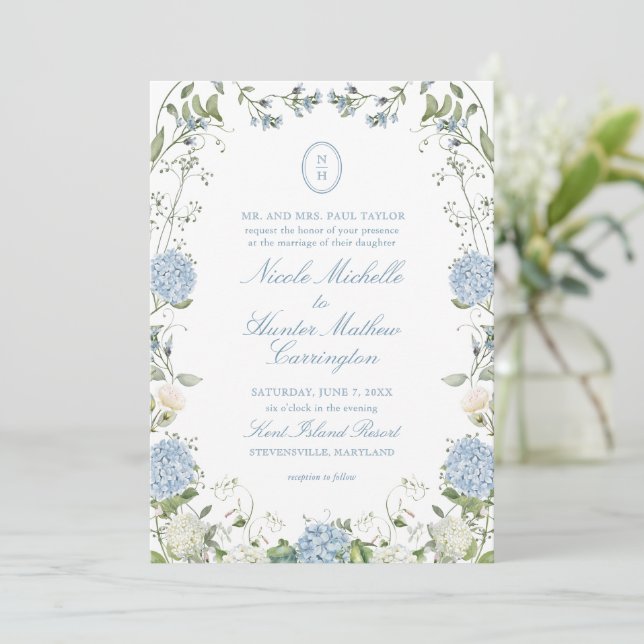 Blue Hydrangea Monogram Wedding Crest Invitation (Debout devant)