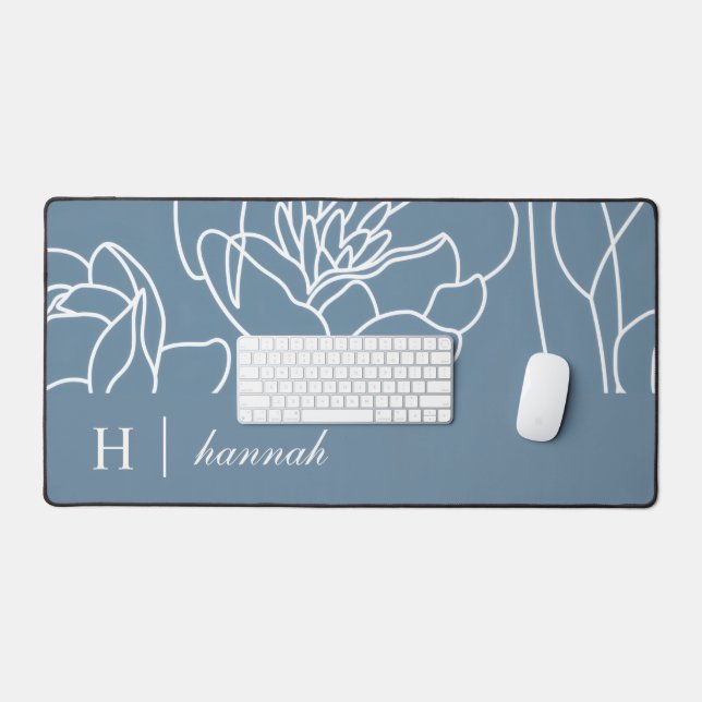 Blue Modern Elegant Wildflower Monogram Name (Clavier et souris)