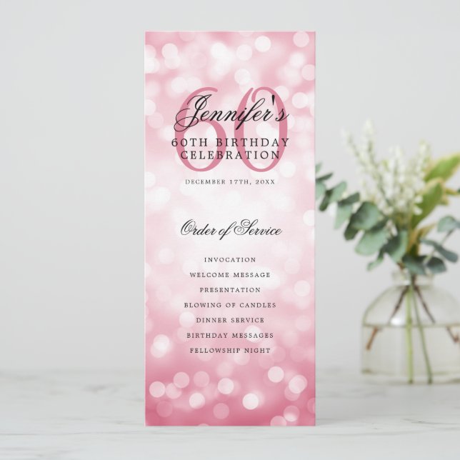 Blush Pink Bokeh 60th Birthday Programme avec menu (Debout devant)