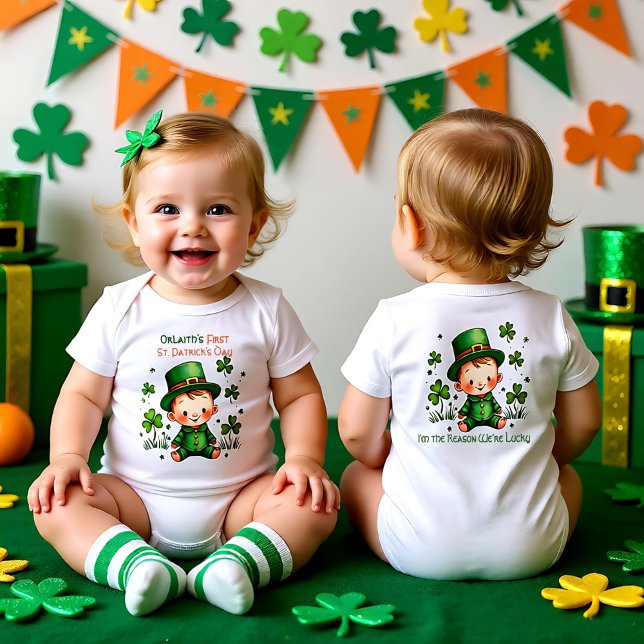 Body 1er jour de la Saint-Patrick de bébé, Lutin dans l (Baby's 1st St. Patrick's Day, Leprechaun in Train Baby Bodysuit)