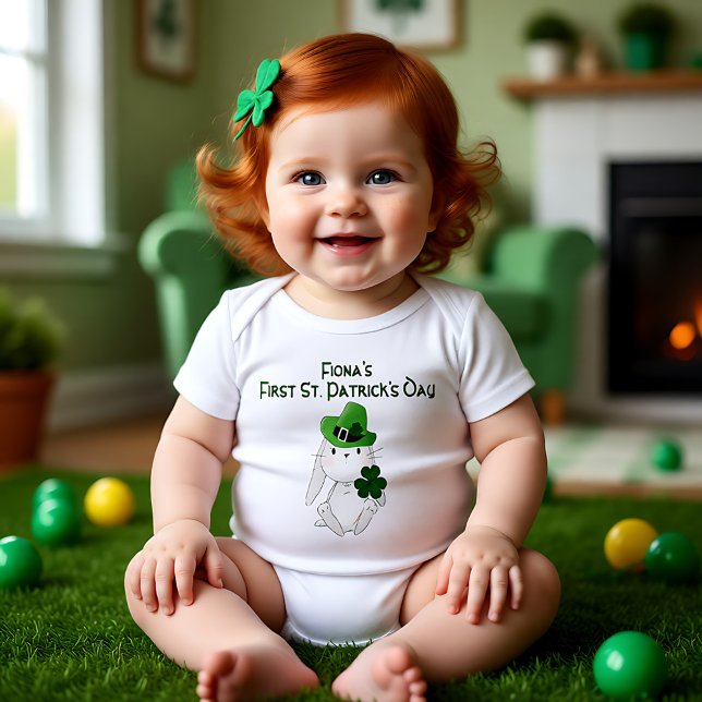 Body 1er Saint Patrick, nom personnalisé (Baby's 1st St. Patrick's Day, custom name Baby Bodysuit)