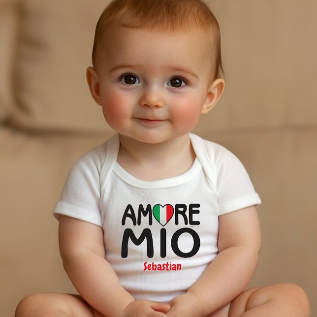 Body AMORE MIO.ai Bodysuit bébé (Amore Mio with Italian Flag Heart personalized white baby bodysuit for baby shower gift, new mom )