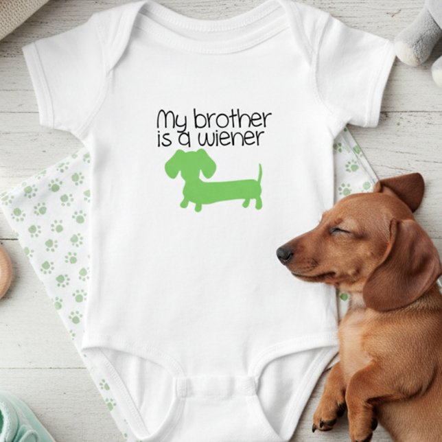 Body Annonce de naissance de bébé : Mon frère est un co (Wiener dog baby reveal outfit for doxie moms)