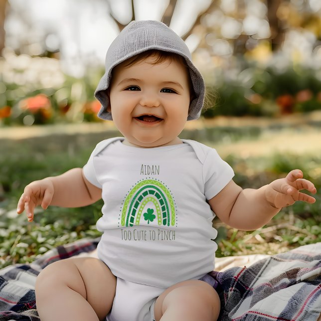 Body Arc en ciel de St. Patrick | Happy Whimsical Shamr (St. Patrick's Rainbow | Happy Whimsical Shamrock Baby Bodysuit)