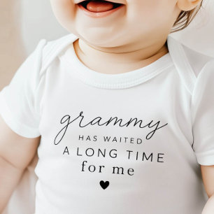 Body bébé cadeau Grammy a attendu