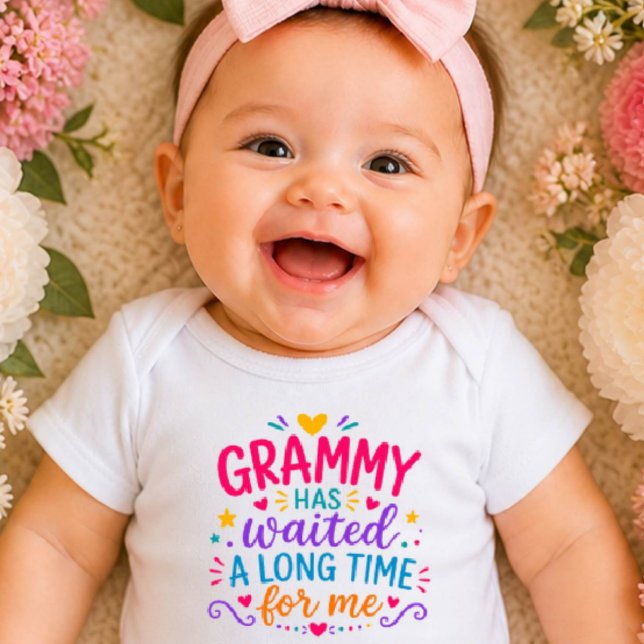 Body bébé coloré de Grammy a attendu (Créateur téléchargé)