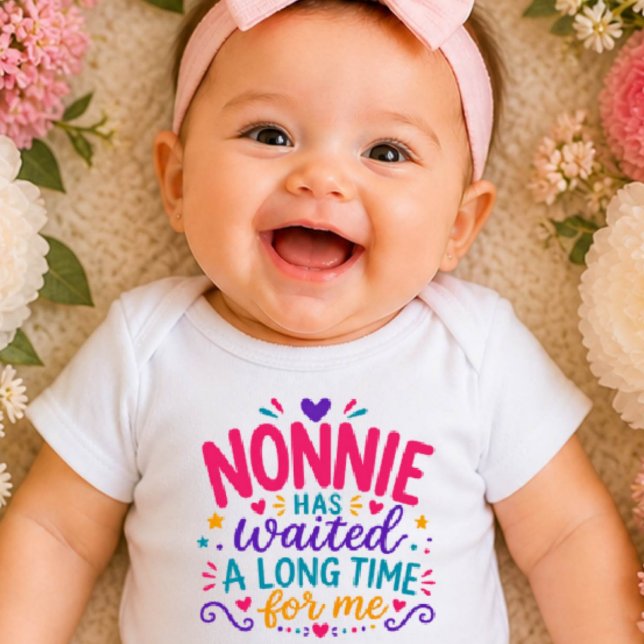 Body bébé coloré Nonnie a attendu (Créateur téléchargé)