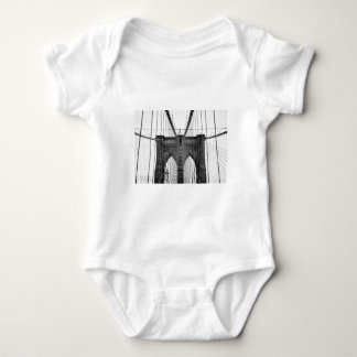 Body Black White Brooklyn Bridge New York