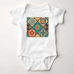 Body Carrelage en patchwork coloré : Motifs islamiques.