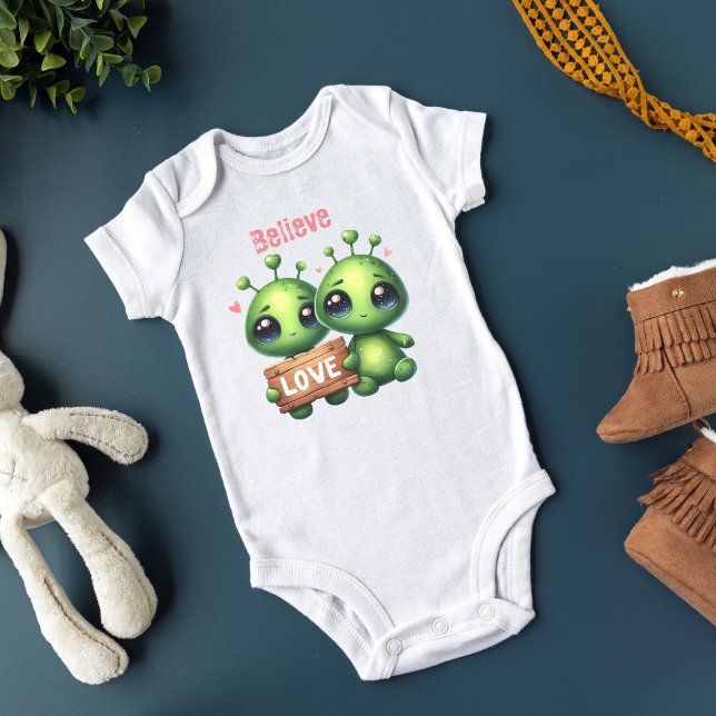 Body deux aliens de bébé Aimer UFO Croire scifi top (Créateur téléchargé)