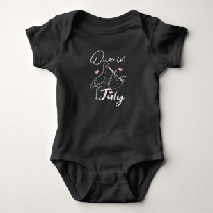 Body Dû En Juillet Swan Drôle Portant Un Mignet Nouveau