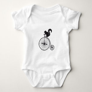 Body écureuil sur la bicyclette vintage