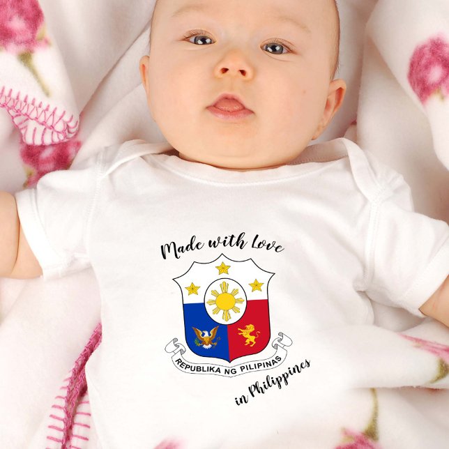 Body Fabriqué avec amour aux Philippines / drapeau phil (Créateur téléchargé)