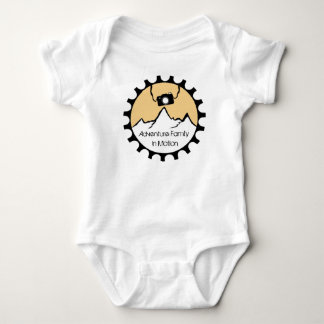 Body Famille d'aventure d'Onsie dans le mouvement
