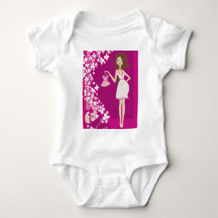 Body femme enceinte brunette