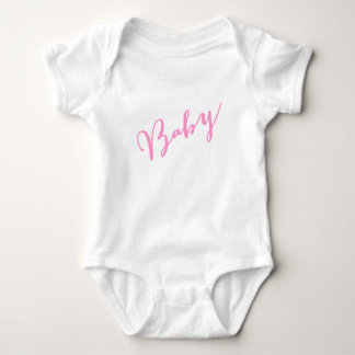 Body Fille rose poitrine de bébé main Lettré Script