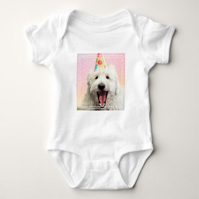 Body Goldendoodle avec Casquette du Parti (Devant)