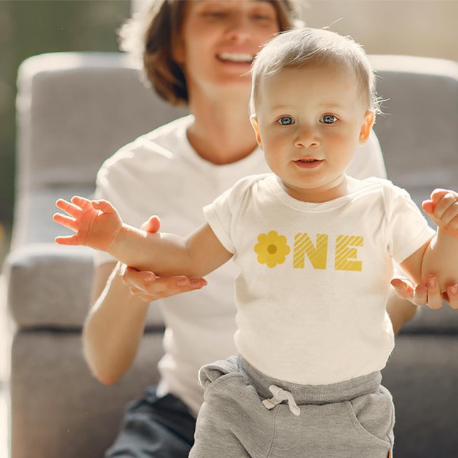 Body Groovy Retro Floral First Birthday Theme Tee (Créateur téléchargé)