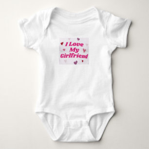 Body JE SUIS AMOUREUX DE MA PETITE AMIE EN ROSE sur li
