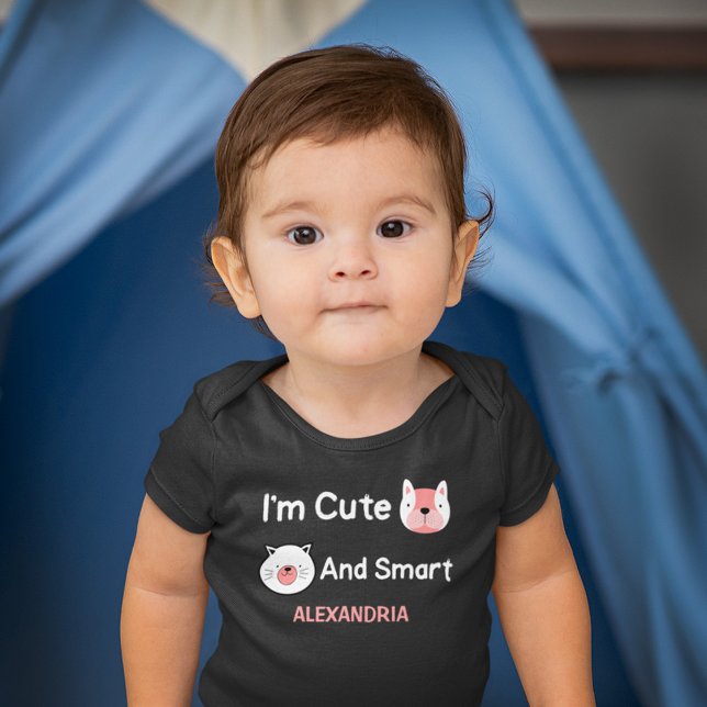 Body Je suis mignon et des animaux de compagnie intelli (I'm Cute And Smart Pets Animals Personalize Baby Bodysuit is great for your baby or give as a gift. )