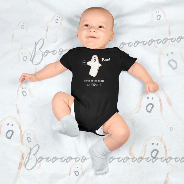 Body Joli fantôme Boo dessiné à la main pour le premier (BOO! Ghost Cute Handdrawn Halloween Baby Bodysuit ©Susanne Sachers - Sunny Mind Design)