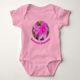 Body jolies fleurs roses de jardin. la nature est belle