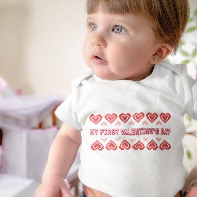 Body La Saint-Valentin de bébé – Design en forme de cœu (Créateur téléchargé)