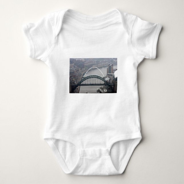 Body Le pont Tyne et le pont Millennium (Devant)