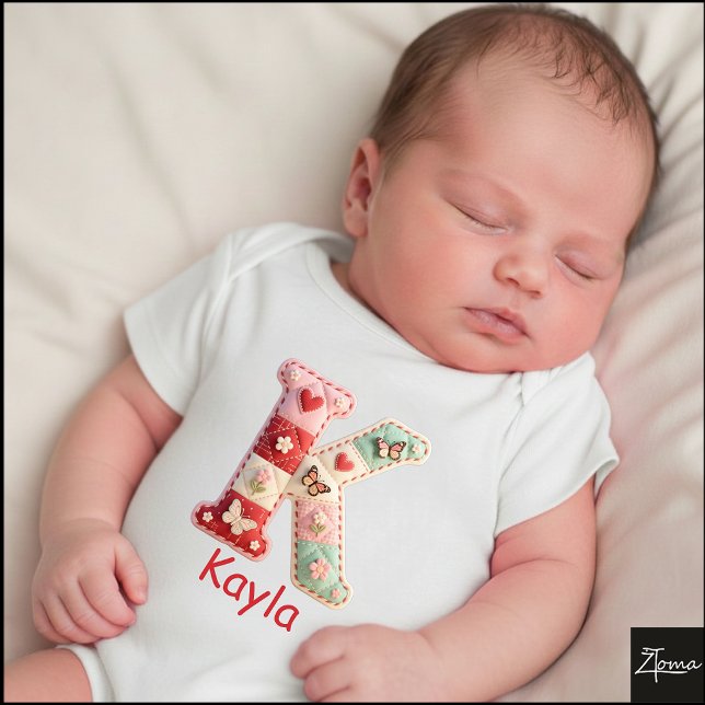 Body Lettre K initiale en patchwork matelassé pour la n (This is a sample design. There are several models to choose from, with the name and color changed.)