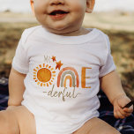 Body M. Onederful Premier anniversaire Rainbow et Sun P<br><div class="desc">Jolie aquarelle arc-en-ciel et le soleil m. onederful party</div>