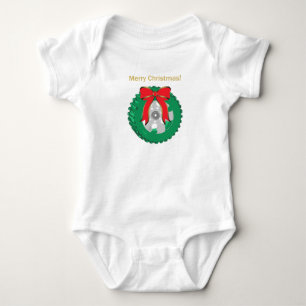 Body Merry Christmas Wreath fait avec un pneu sur un