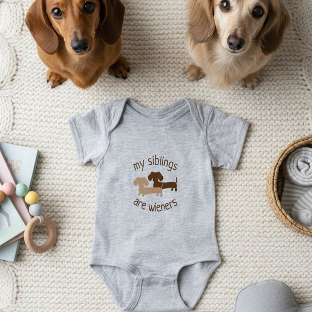 Body Mes frères et soeurs sont Wieners Dachshunds Baby (My siblings are wiener dogs - baby announcement outfit - three wiener dogs)