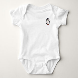 Body Mignon pingouin tenant un panneau pour un texte pe
